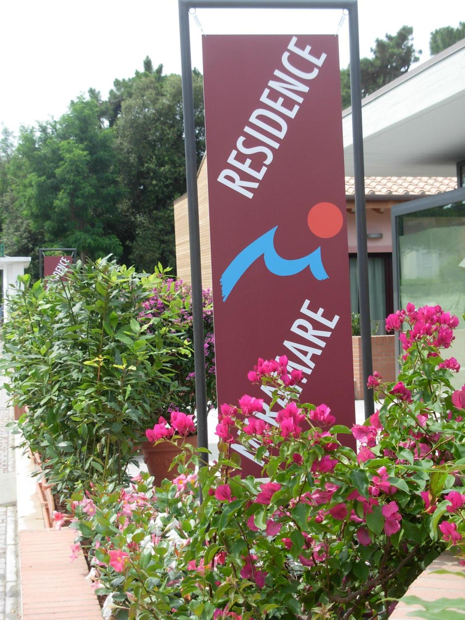 Miramare Resort Tirrenia Exteriér fotografie